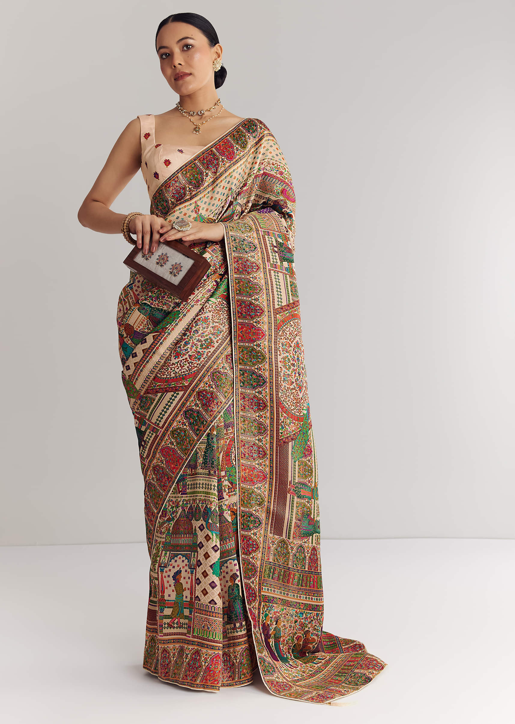 Off White Saree In Natural Traditional Prints