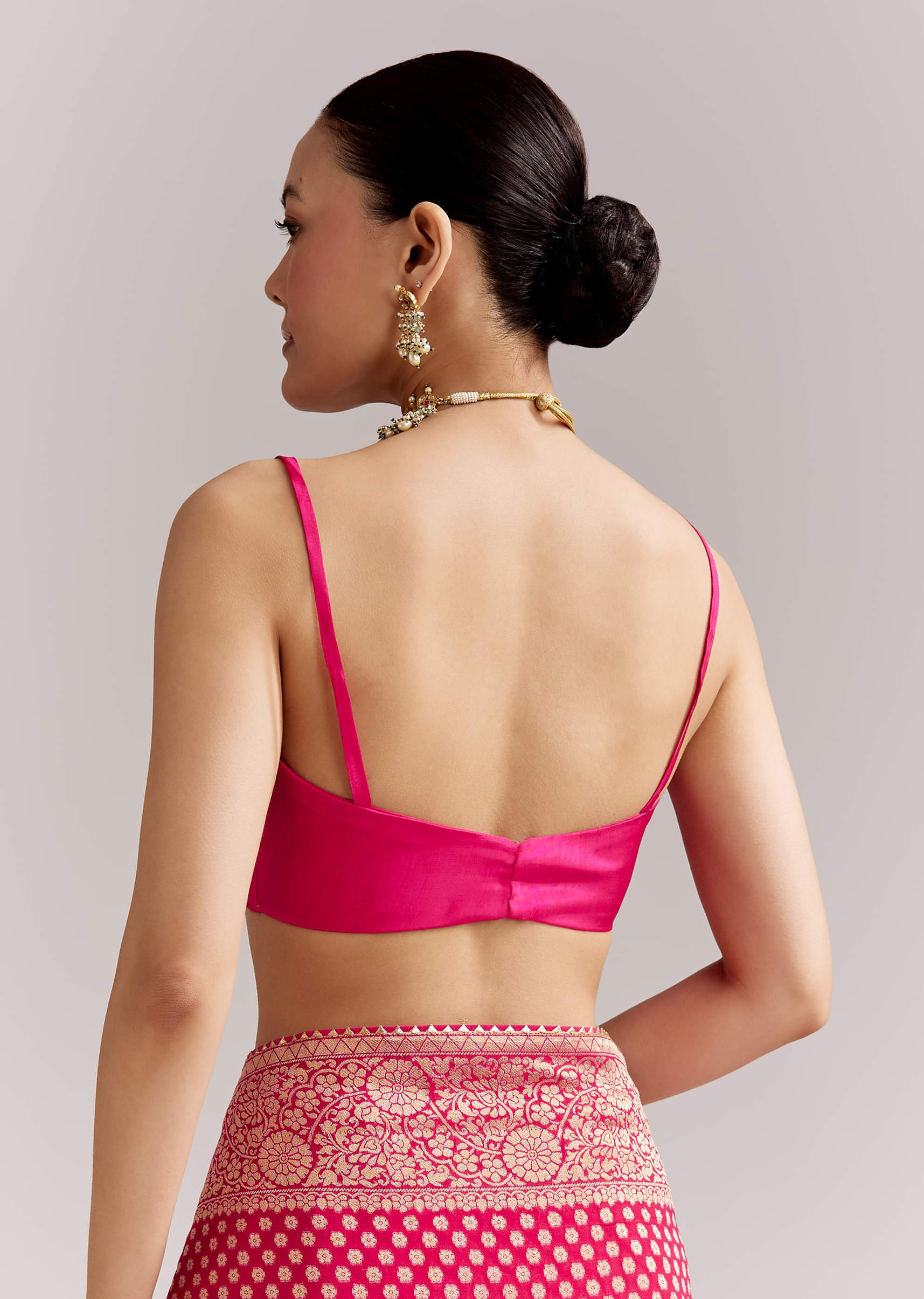 Pink Georgette Woven Saree With Floral Border And Bandhani Print