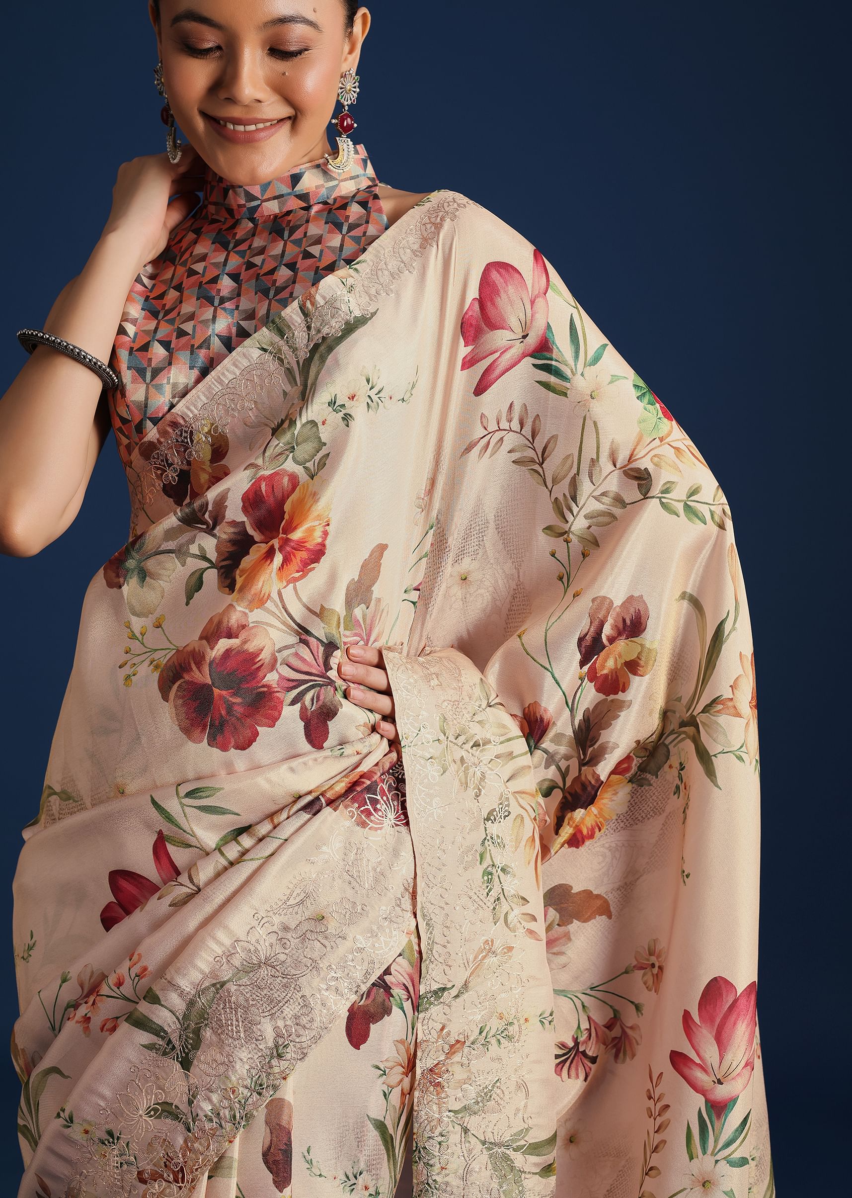 Off White Tissue Muslin Printed Saree With Pitta Work